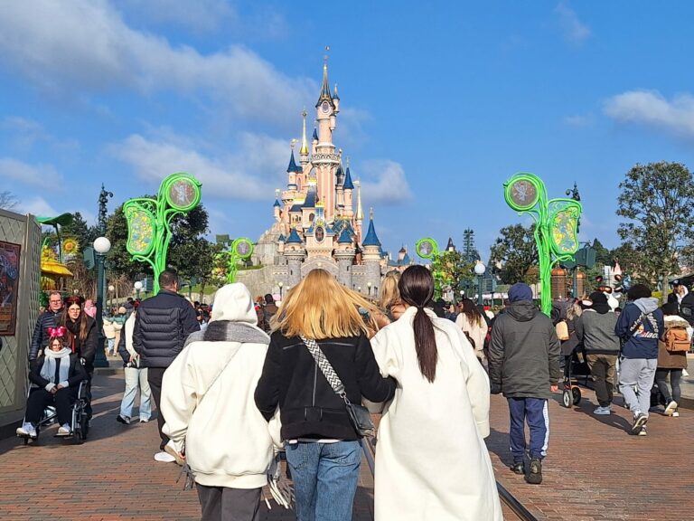 Séjour Disneyland Paris 2025
